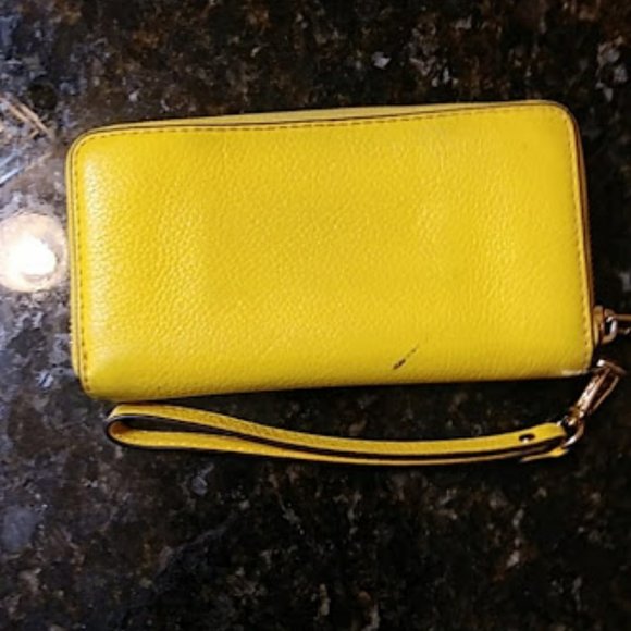 Authentic Yellow Michael Kors Bag and Wallet - Picture 11 of 15